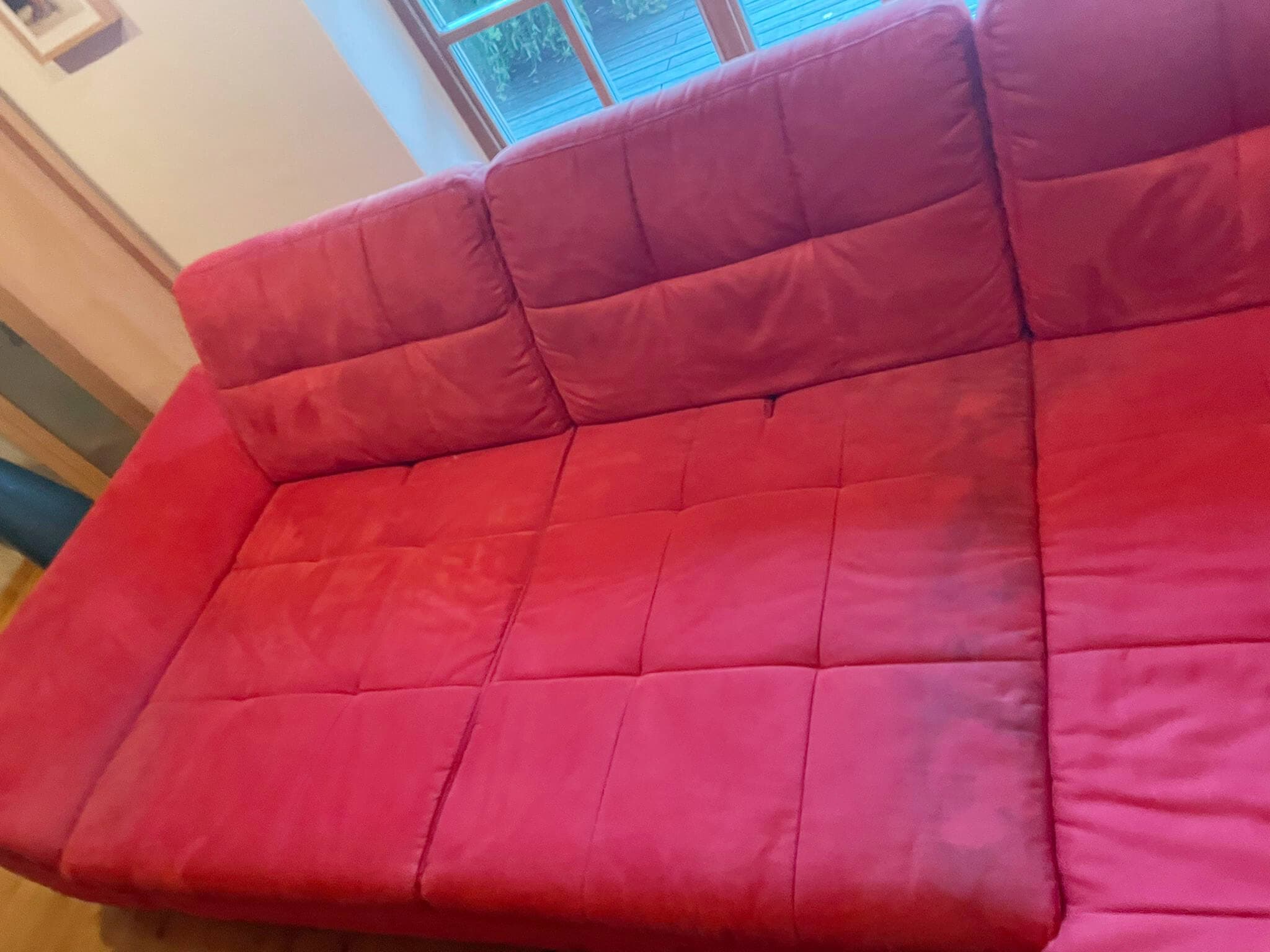 Polsterreinigung Wien Vorher